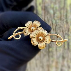 Forstner Vintage Jewelry 10k solid yellow gold Flower Brooch