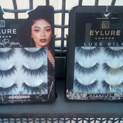 Packs Of Woman's Eye Lashes