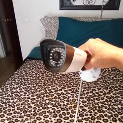 Security Cameras 4 In The Box..SAMSUNG