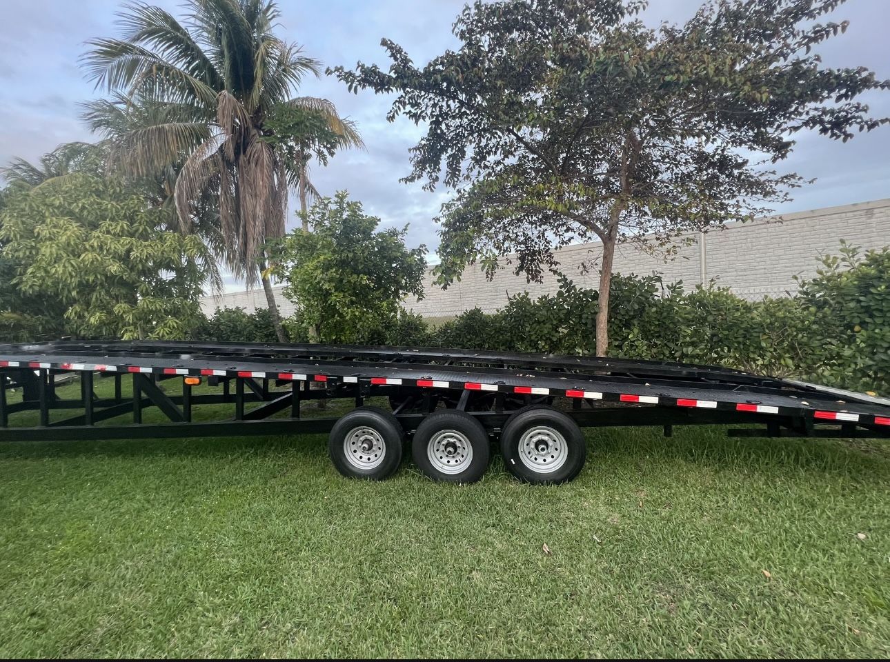 Appalachian 3 Car Trailer for Sale in Hialeah, FL OfferUp