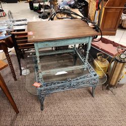 2 Tables