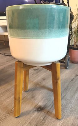 Ceramic Planter with Wooden Stands