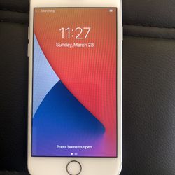 iPhone 7 32 GB factory unlocked to any carrier great condition