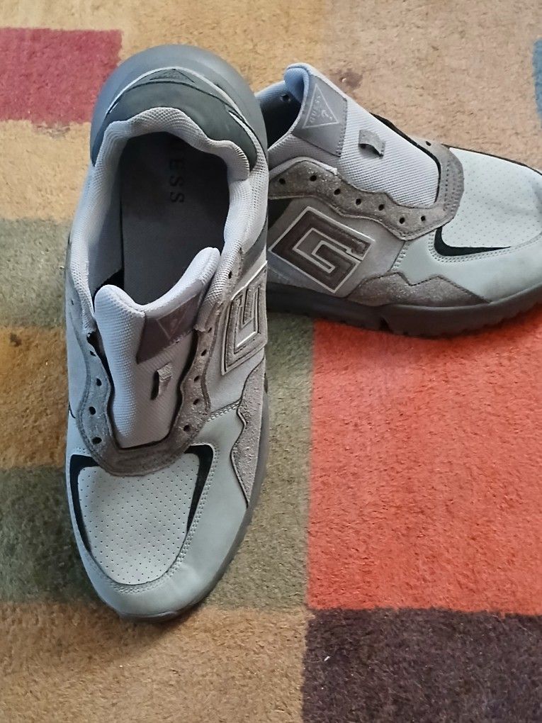 Guess Shoes Men Size 13 NEW..$40.