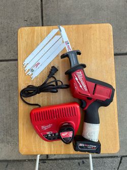Milwaukee M12 Hackzall Reciprocating Saw with battery and charger