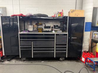 Snap on toolbox with two cabinets