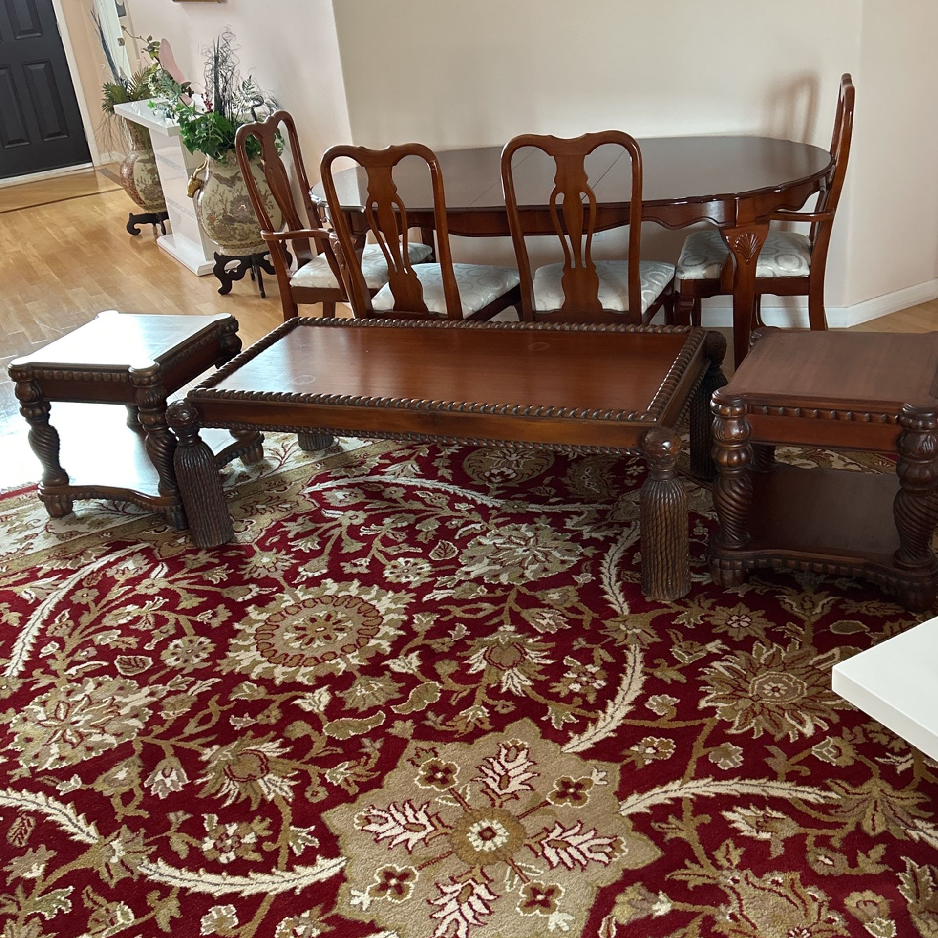 Italian Style Wood Furniture