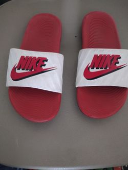 Nike slides