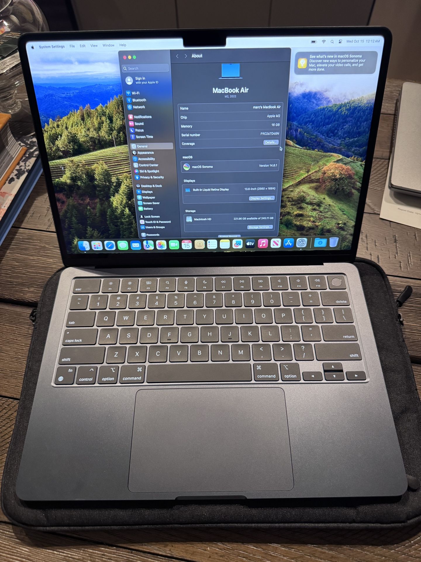 MacBook Air M2 Lightly Used