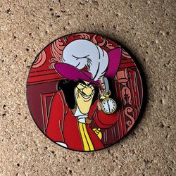 Captain Hook Peter Pan Dark Tales DSSH Disney Studio Store Hollywood LE 300 Pin