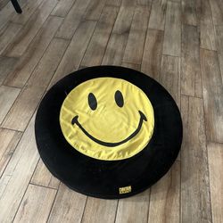 Chinatown Market See Dog Bed Smiley Face