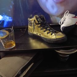Converse  Gold