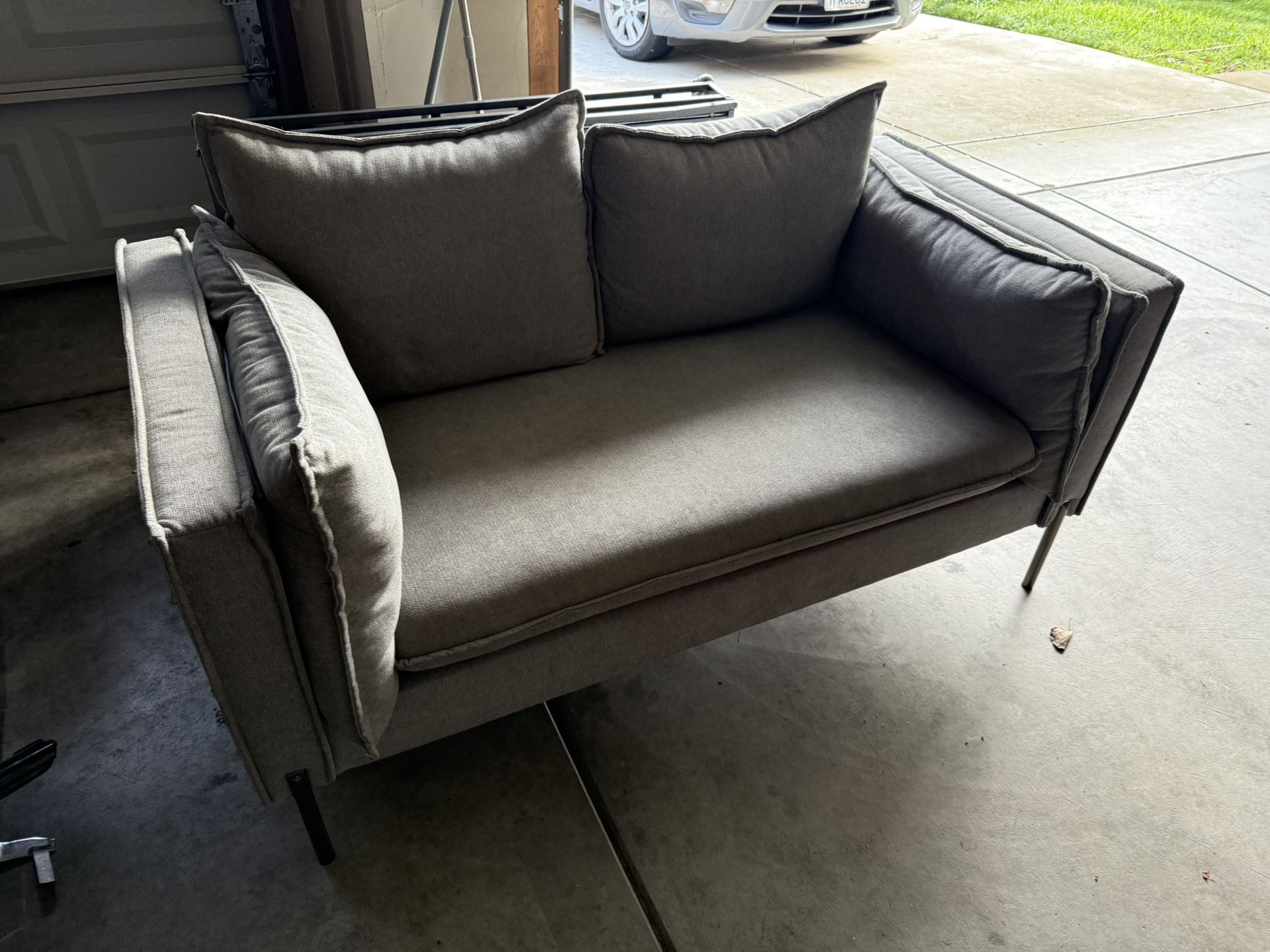 Furniture Love Seat