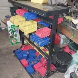 BOLTS N NUT STORAGE OR ? $40.00 4 FT Hg 3.5lng 