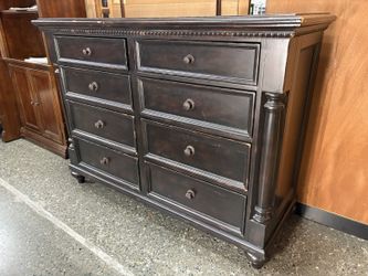 TOMMY BAHAMA Kingstown Phillips Tall Triple Dresser