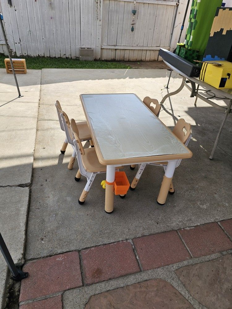 Toddler Table Good Condition