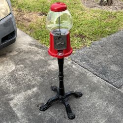 2007 Great Condition Gum Ball Machine