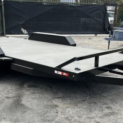 CAR HAULER