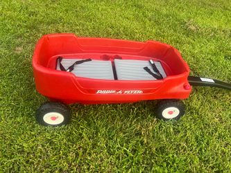Radio Flyer Red Wagon
