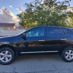 2013 Nissan Rogue.4 Cilindros 