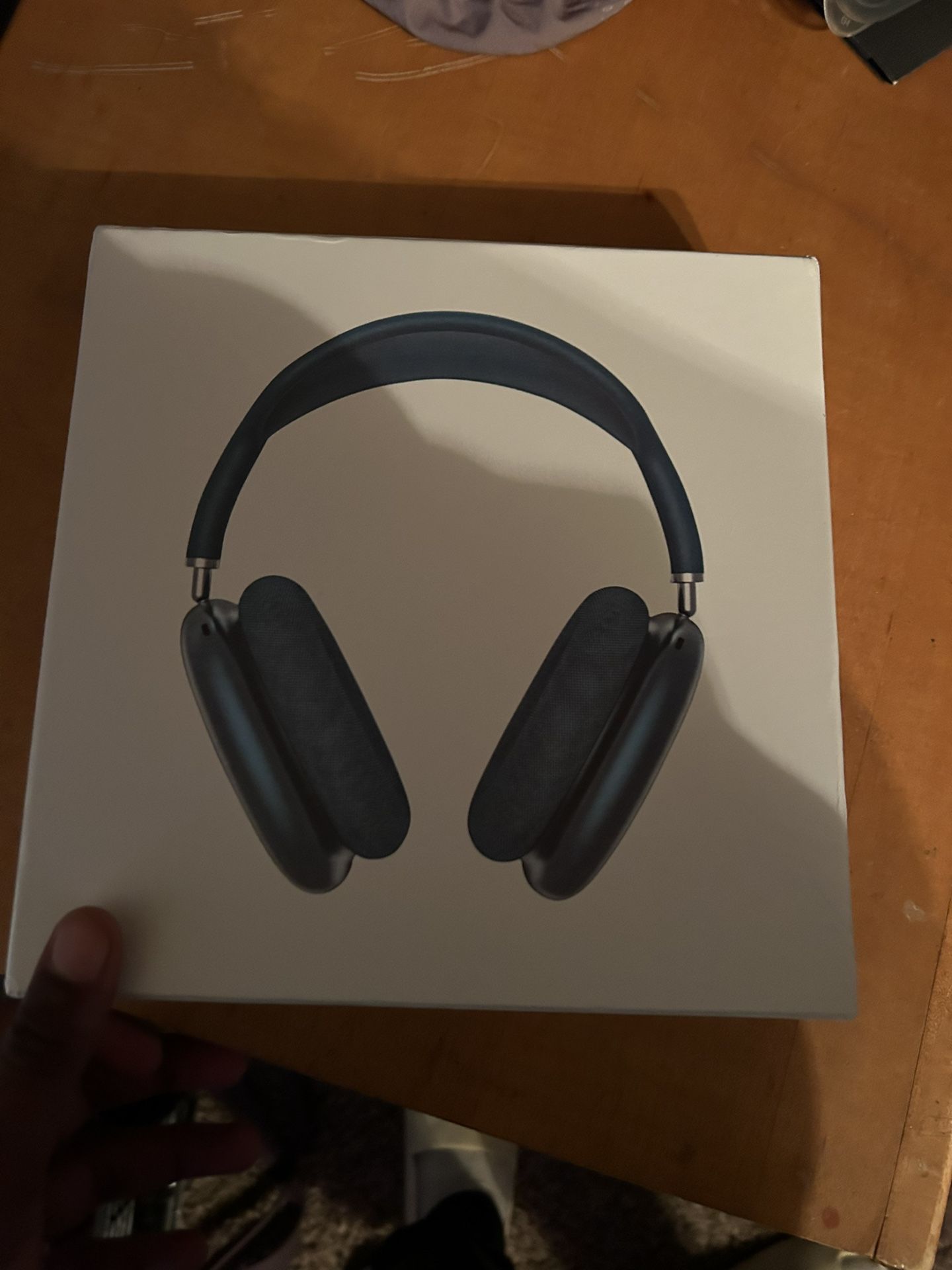 Airpod Maxs Come Pickup