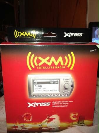 NEW XM SATELLITE RADIO W/CAR KIT