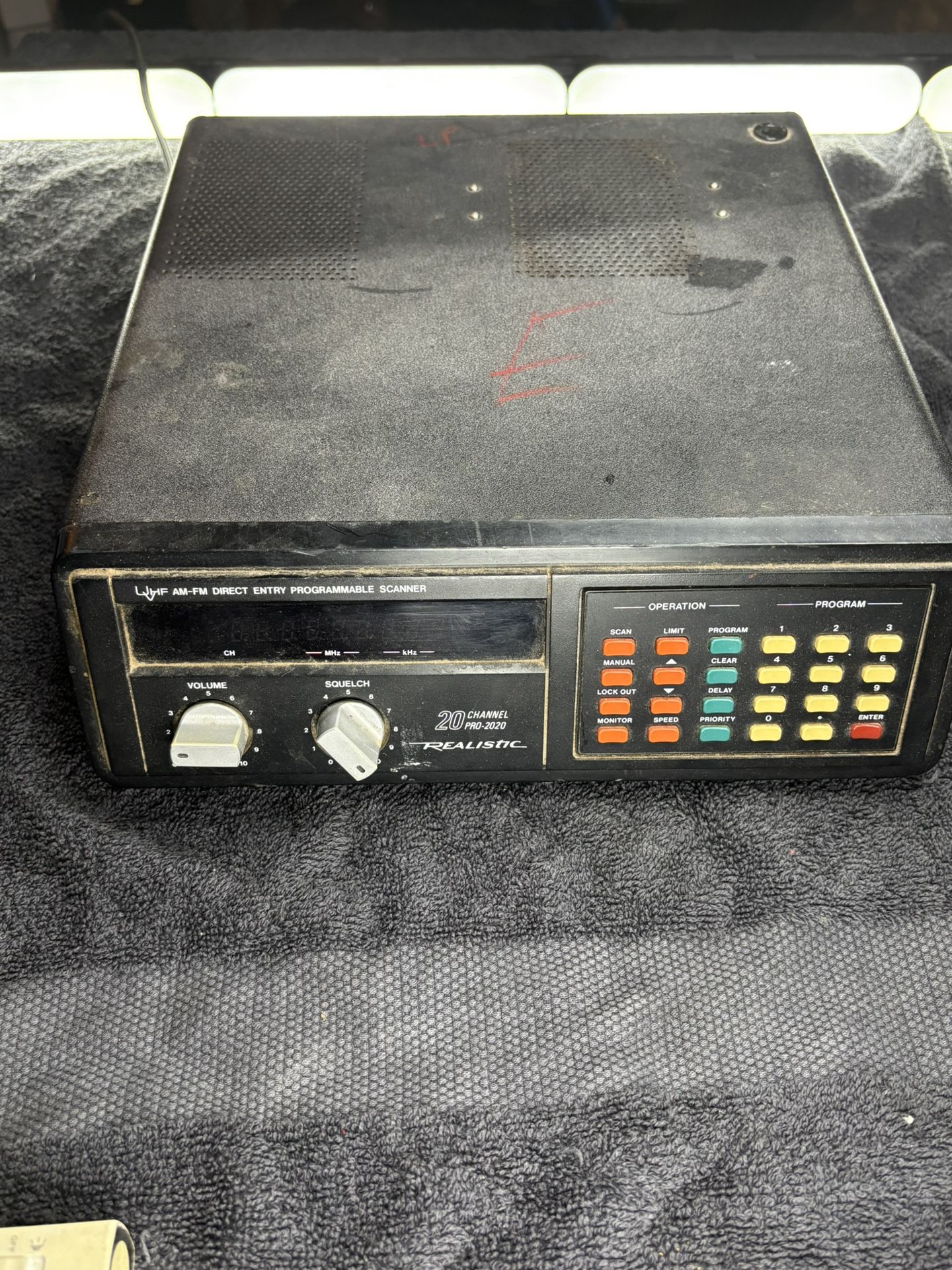 Realistic PRO-2020 Programmable Scanner