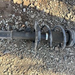 2017 Nissan Sentra RH Strut 