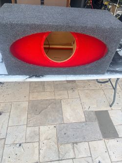 JL Audio 12” red eye ported sub box from 2002. Very clean.