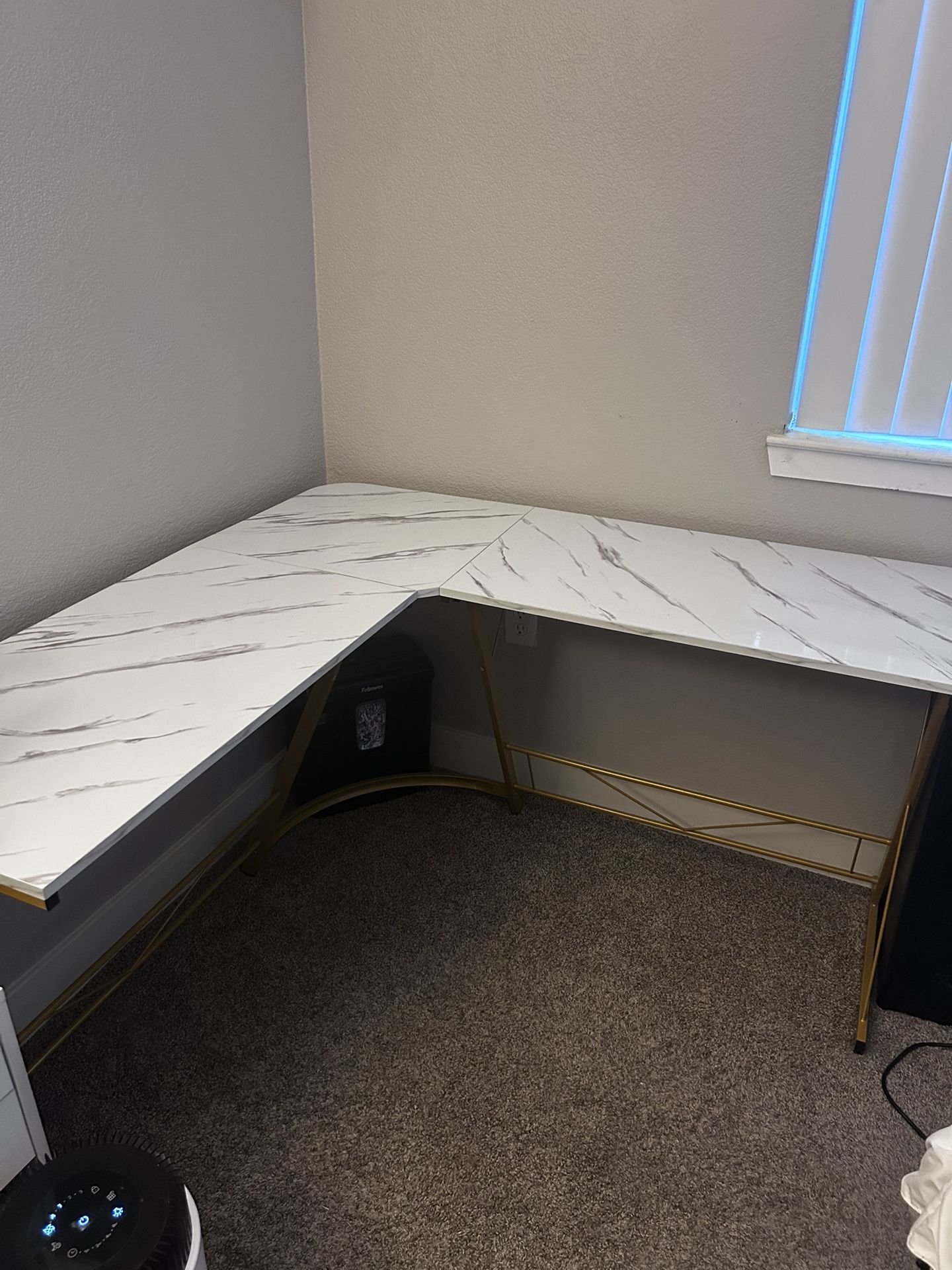 Wood Marble White & Gold L-Shaped Desk