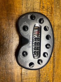 Line 6 Bass POD XT Multi-Effects & Amp Modeler