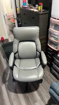 Office Chair Clean