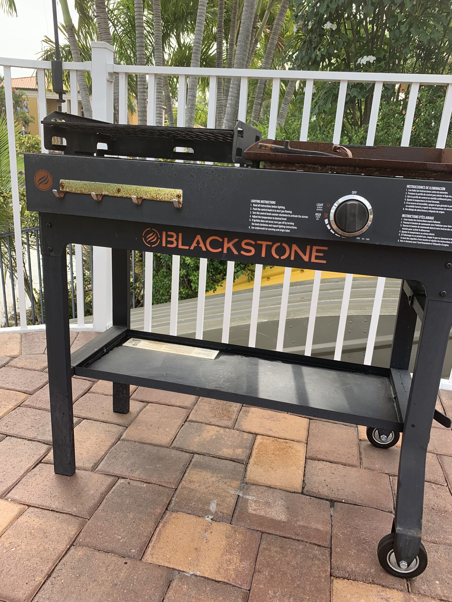 Black stone grill/ barbecue/ BBQ used once, must sell