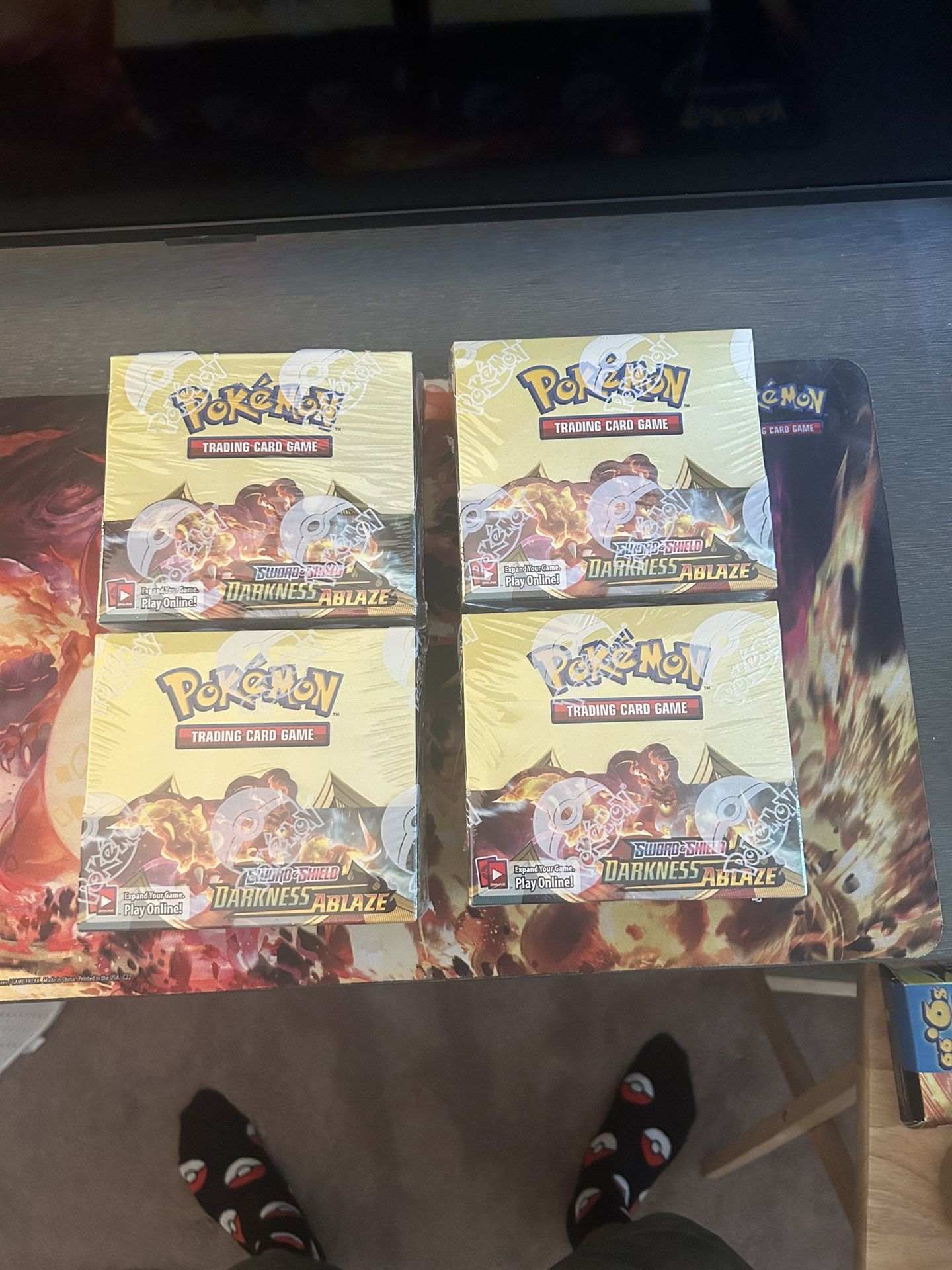 Darkness Ablaze Booster Box | Pokémon TCG | Sword And Shield | MINT