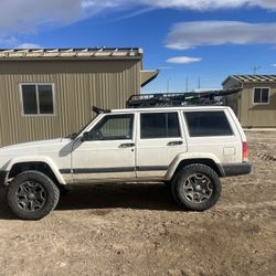 1999 Jeep Cherokee
