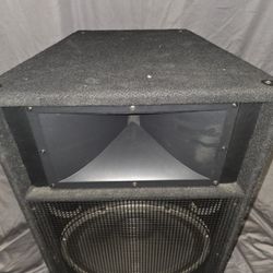 Yamaha Speakers 