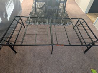 Metal twin bed frame (black)