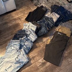 Lot of 14 American Eagle Men’s Jeans