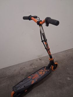 PULSE  Motorized  scooter.   No charger $25.    SERIOUS  INQUIRIES  ONLY