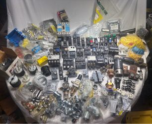 100+ electrical items, circuit breakers, copper, fuses, fasteners, etc  40 lbs