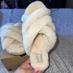 Ugg Slippers 