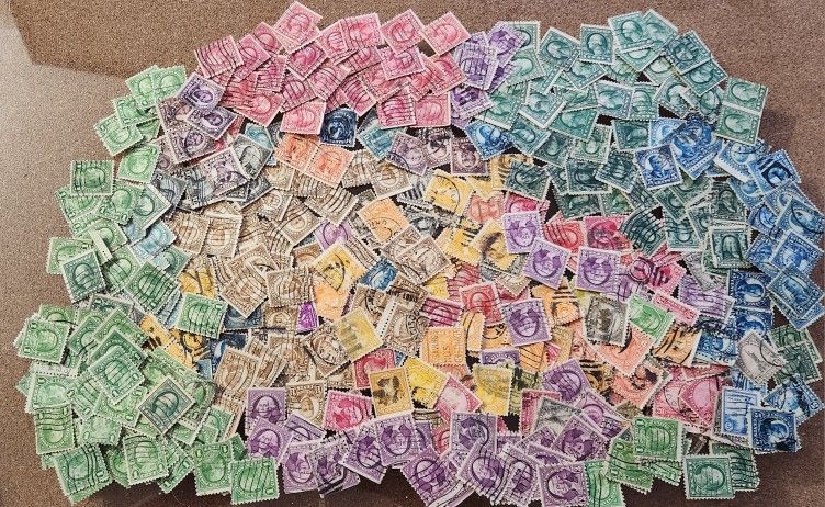 400 Old U S Stamps