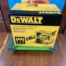 DeWALT Portable Thickness Planer