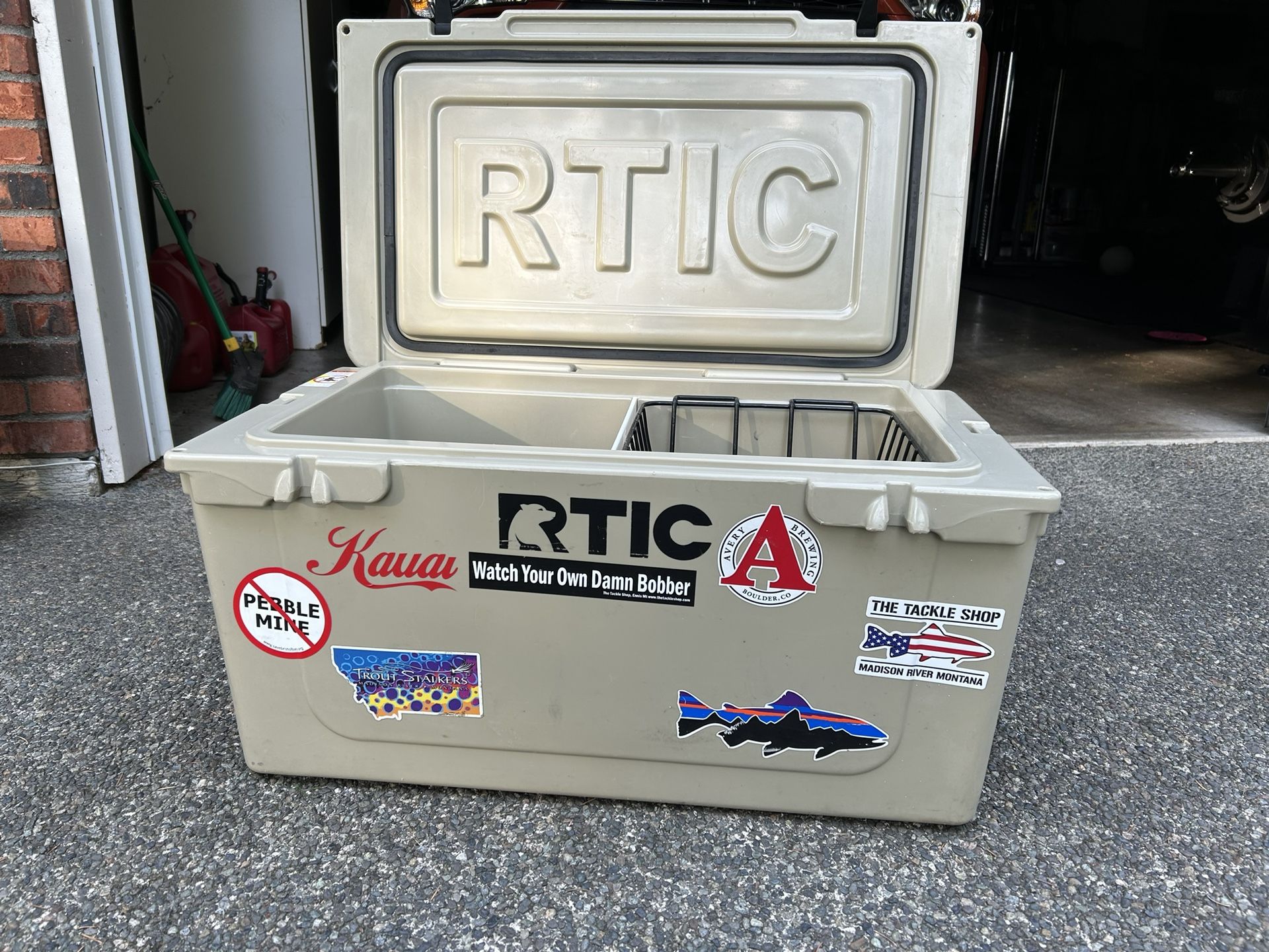 RTIC 65 Hard Cooler