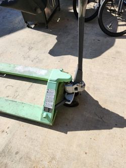 5500lb Pallet Jack