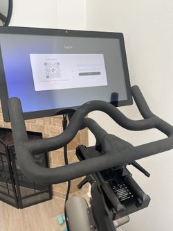 Peloton Bike with Handle Extender