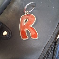 Keychain "R"