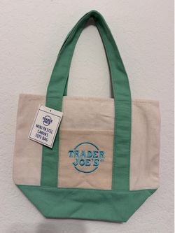 Trader Joe's 💚 Mini Canvas Tote Pastel Green