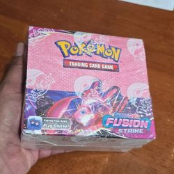 Fusion Strike Booster Box 