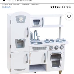 Kidscraft Play Kitchen With Accessories 